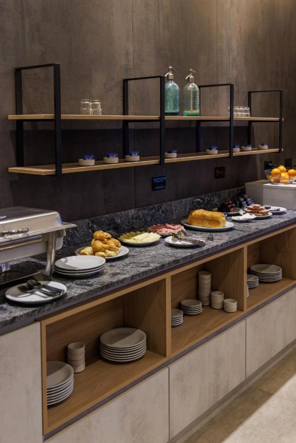 Fuente Mayor Hotel Terminal 门多萨 外观 照片